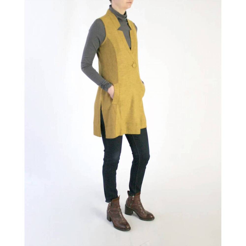 NEW BEYOND THREADS notched vest in harvest